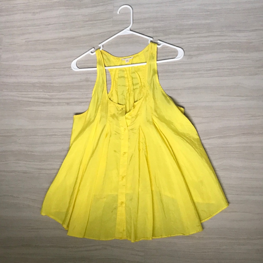 Yellow tank